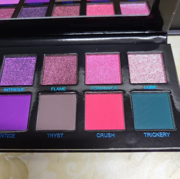 Unearthly Cosmetics Valentine Mystery Box, Charmer, NIB
